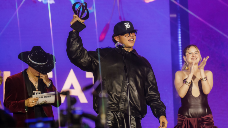 Beéle triunfa en los Premios Heat 2025: Lista completa de ganadores