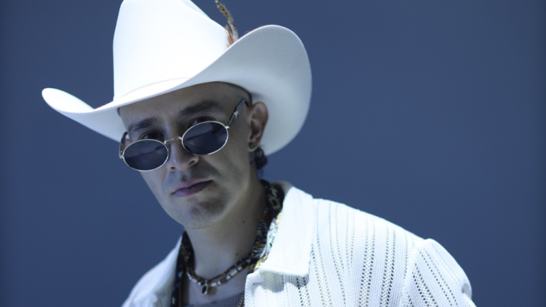 Luis Alfonso presenta ‘Descriterio’, un álbum con una propuesta muy “contentosa” y varias colaboraciones internacionales