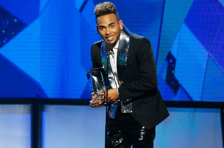 “Nibiru” de Ozuna alcanzó el primer lugar de Top Latin Albums de Billboard